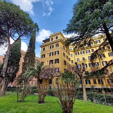 4bnb - Donatello * Rome